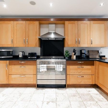 Beautiful 4 Bedroom House Near Paddington Station 런던 외부 사진