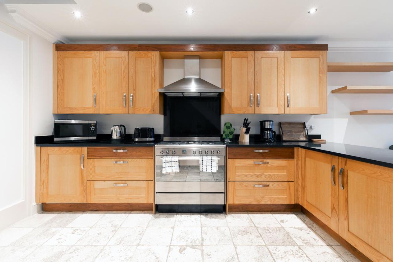 Beautiful 4 Bedroom House Near Paddington Station 런던 외부 사진