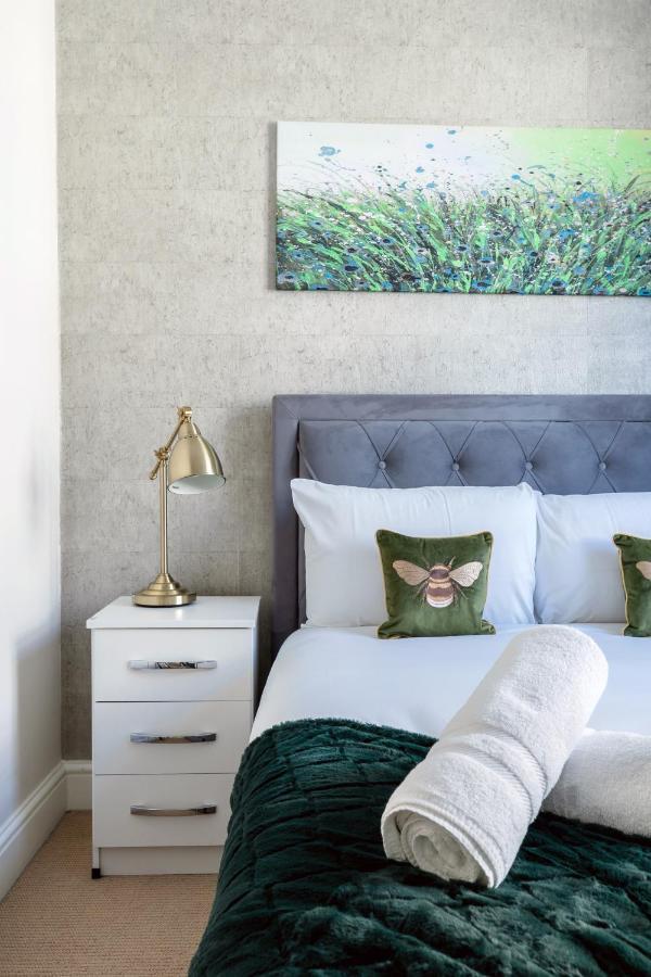 Beautiful 4 Bedroom House Near Paddington Station 런던 외부 사진