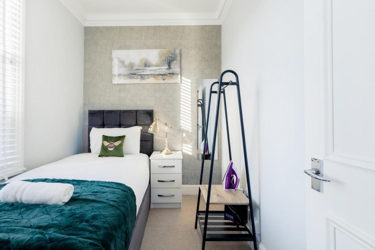 Beautiful 4 Bedroom House Near Paddington Station 런던 외부 사진
