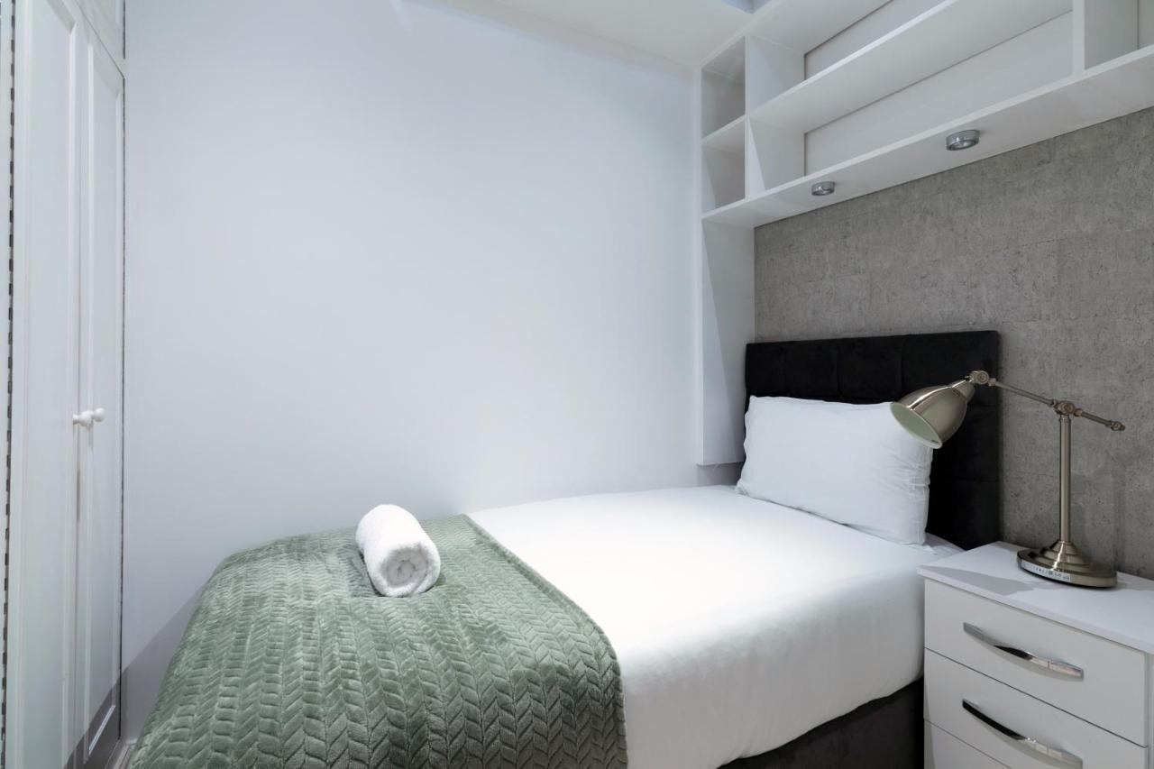 Beautiful 4 Bedroom House Near Paddington Station 런던 외부 사진