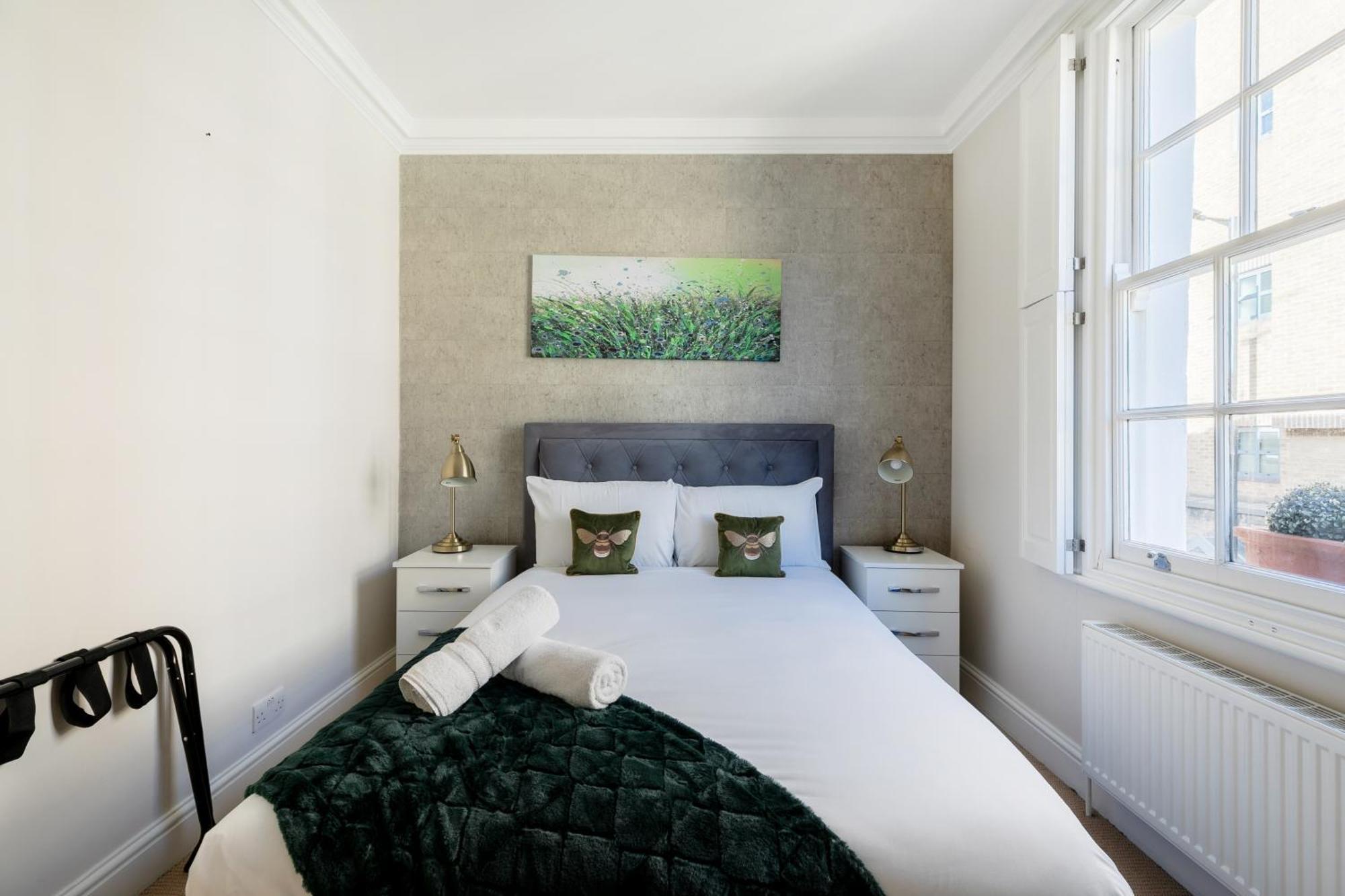 Beautiful 4 Bedroom House Near Paddington Station 런던 외부 사진